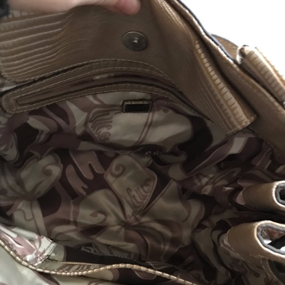 Guess Purse - Picture 6 of 8